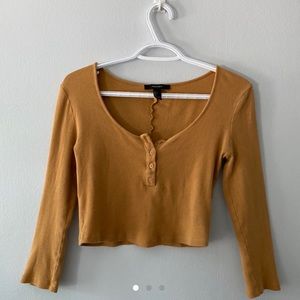 ✨ FOREVER 21 LONG SLEEVE CROP TOP✨